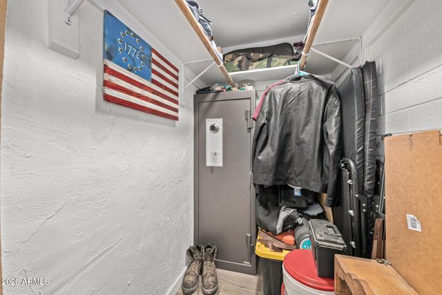 1925 E GREASEWOOD Street, Apache Junction, AZ 85119