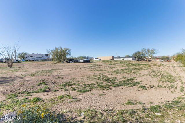 1925 E GREASEWOOD Street, Apache Junction, AZ 85119