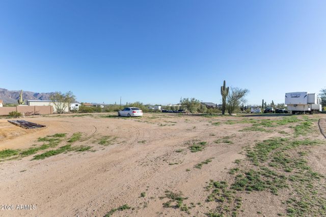 1925 E GREASEWOOD Street, Apache Junction, AZ 85119