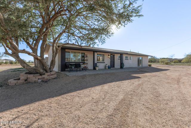 1925 E GREASEWOOD Street, Apache Junction, AZ 85119