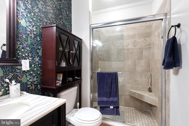 235 S ROBINSON ST, Baltimore, MD 21224