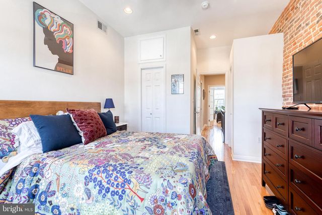 235 S ROBINSON ST, Baltimore, MD 21224