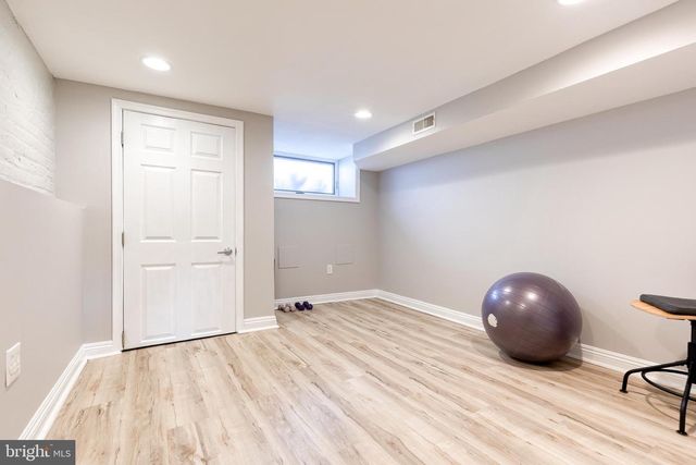 235 S ROBINSON ST, Baltimore, MD 21224