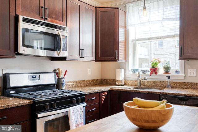 235 S ROBINSON ST, Baltimore, MD 21224