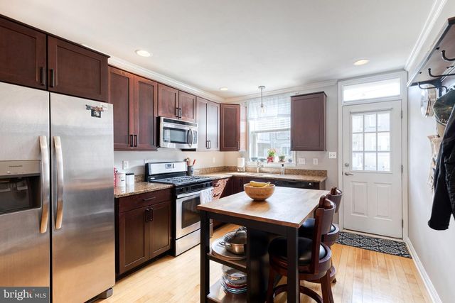 235 S ROBINSON ST, Baltimore, MD 21224