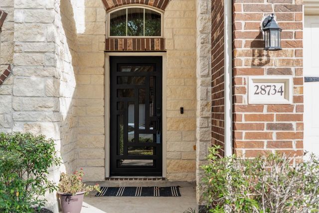 28734 Mayes Bluff Drive, Katy, TX 77494