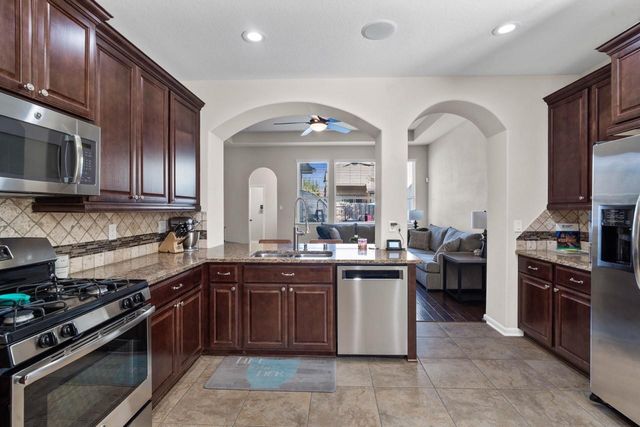 28734 Mayes Bluff Drive, Katy, TX 77494