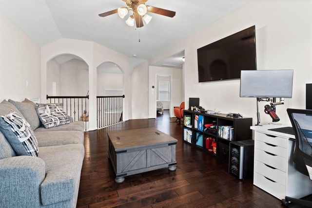 28734 Mayes Bluff Drive, Katy, TX 77494