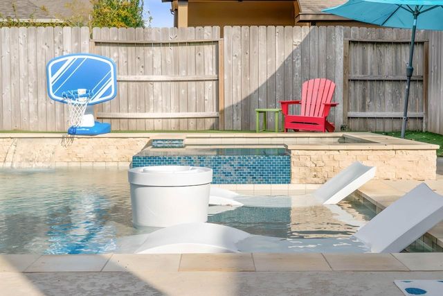 28734 Mayes Bluff Drive, Katy, TX 77494