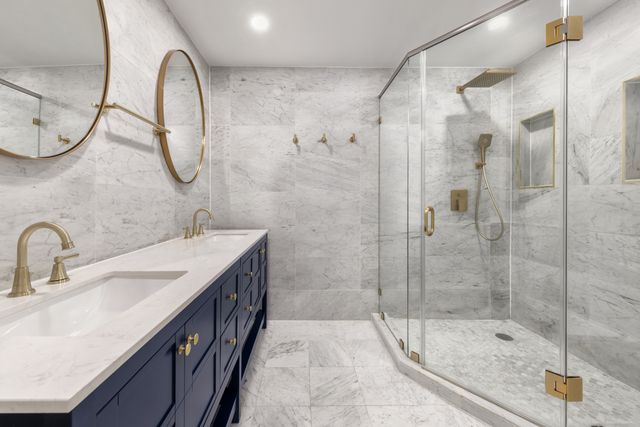 1004A PUTNAM Avenue, New York City, NY 11221