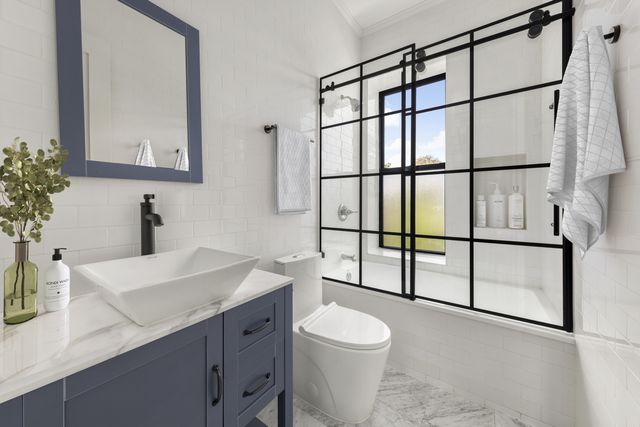 1004A PUTNAM Avenue, New York City, NY 11221