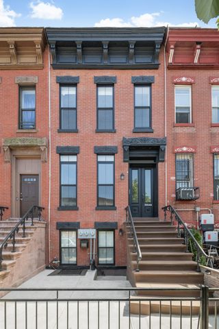 1004A PUTNAM Avenue, New York City, NY 11221