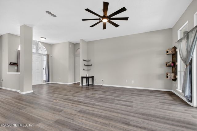 10727 PLUM HOLLOW Drive, Jacksonville, FL 32222