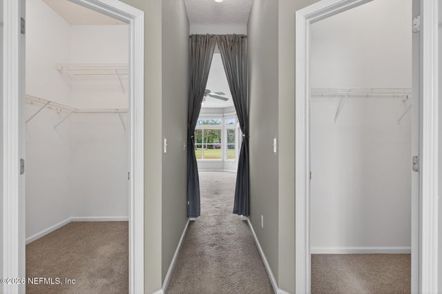 10727 PLUM HOLLOW Drive, Jacksonville, FL 32222