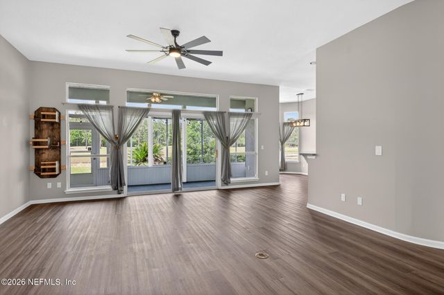 10727 PLUM HOLLOW Drive, Jacksonville, FL 32222