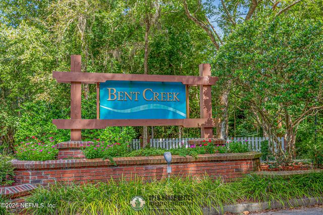 10727 PLUM HOLLOW Drive, Jacksonville, FL 32222