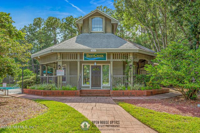 10727 PLUM HOLLOW Drive, Jacksonville, FL 32222