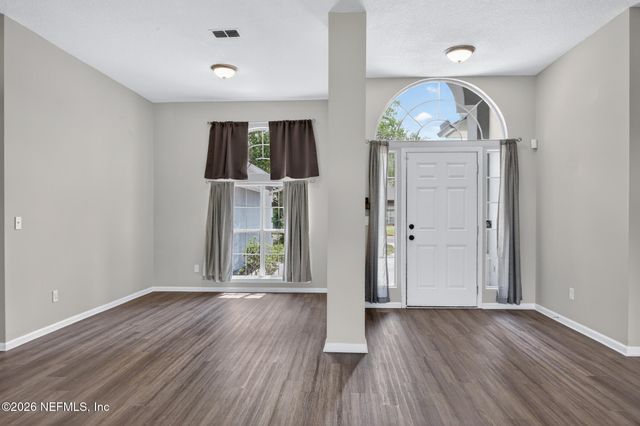 10727 PLUM HOLLOW Drive, Jacksonville, FL 32222