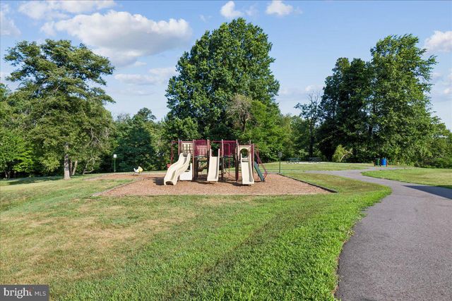6016 WILLIAMSBURG RD, Alexandria, VA 22303