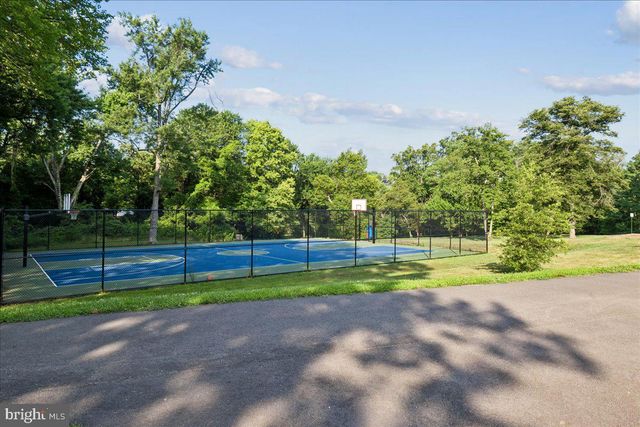 6016 WILLIAMSBURG RD, Alexandria, VA 22303