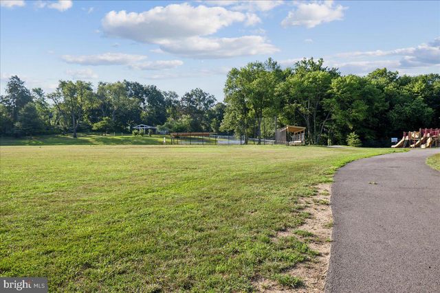 6016 WILLIAMSBURG RD, Alexandria, VA 22303