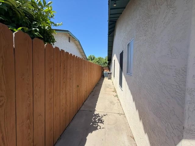 362 Garden Circle Dr, Manteca, CA 95336