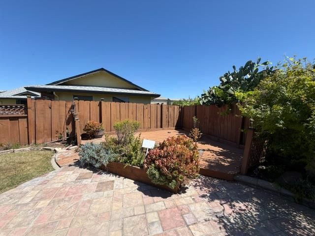 362 Garden Circle Dr, Manteca, CA 95336