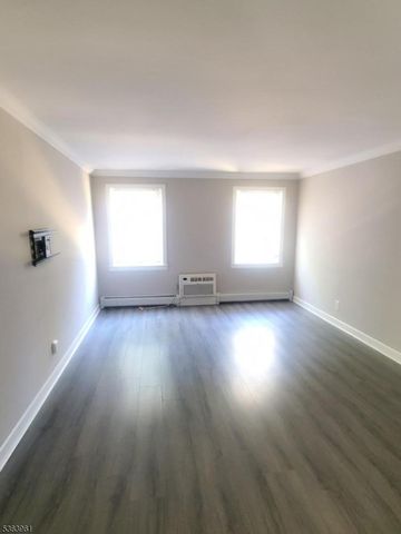 935 E Front St C, Plainfield City, NJ 07062