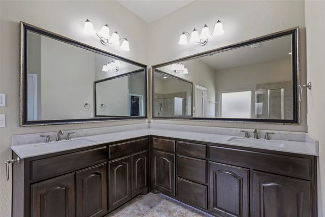 7544 Waterpoint Street, Grand Prairie, TX 75054