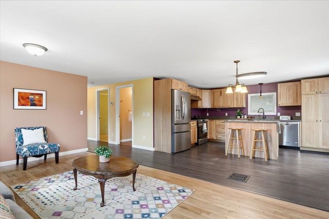 111 Fontaine Drive, Georgia, VT 05468