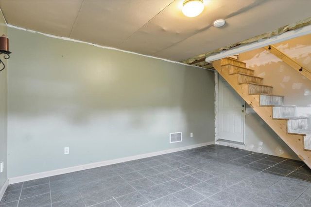 111 Fontaine Drive, Georgia, VT 05468