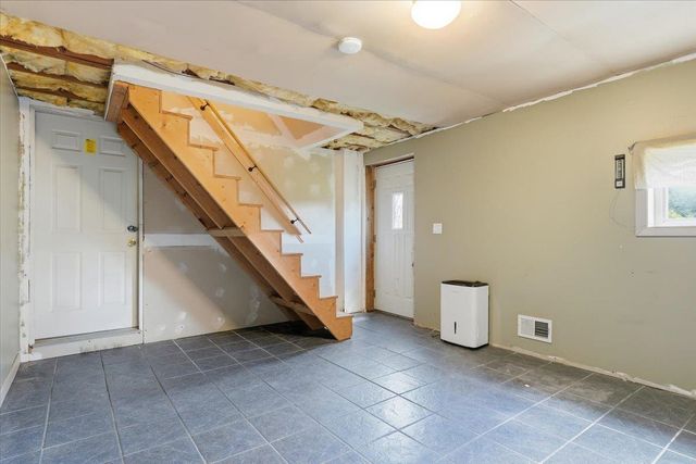 111 Fontaine Drive, Georgia, VT 05468