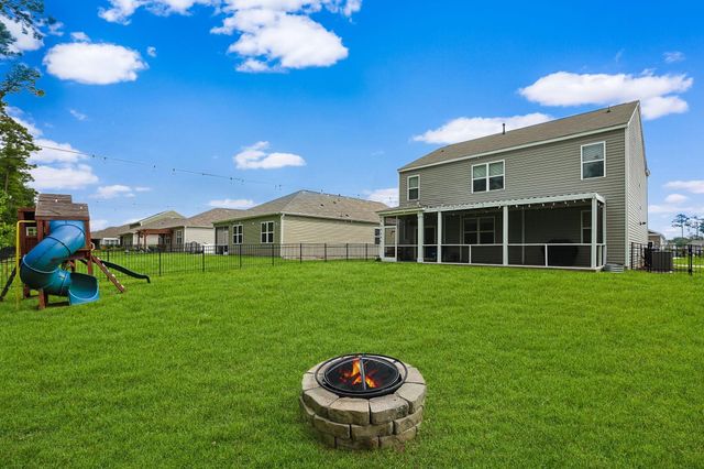 1165 Maxwell Dr., Little River, SC 29566