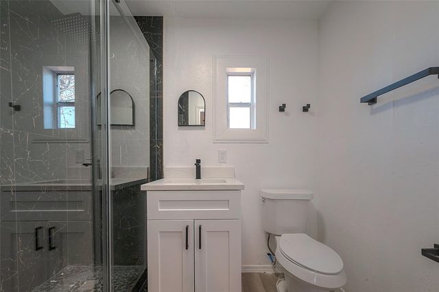 3320 Hays Street B, Pasadena, TX 77503
