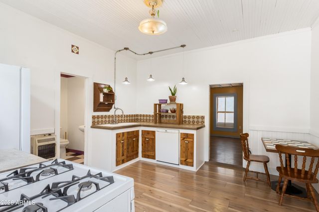 425 Garden Avenue, Bisbee, AZ 85603