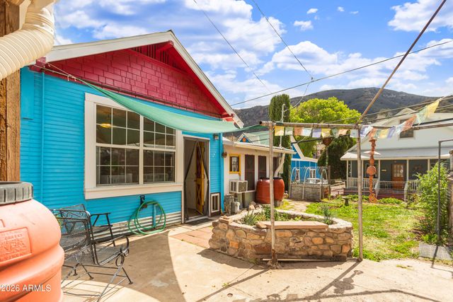 425 Garden Avenue, Bisbee, AZ 85603