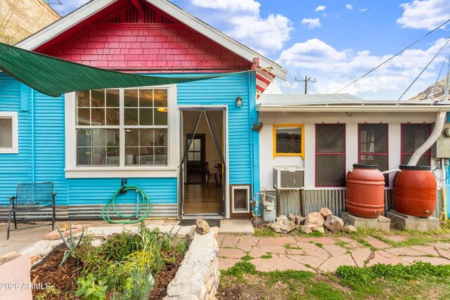 425 Garden Avenue, Bisbee, AZ 85603