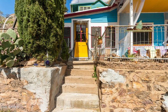 425 Garden Avenue, Bisbee, AZ 85603
