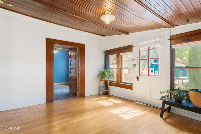 425 Garden Avenue, Bisbee, AZ 85603