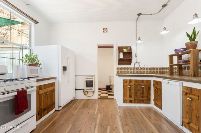 425 Garden Avenue, Bisbee, AZ 85603