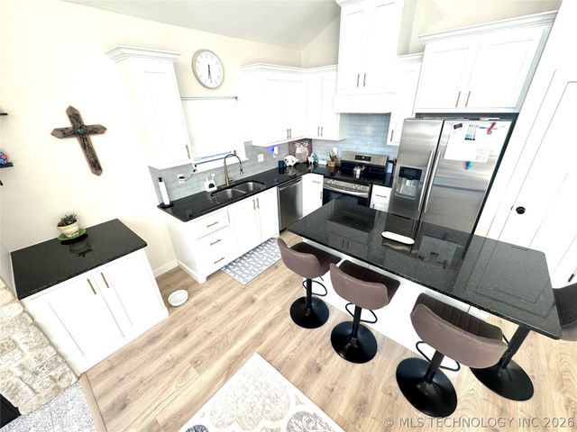 421301 E 1183 Road, Eufaula, OK 74432