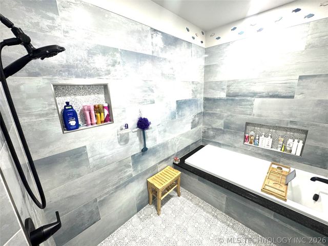 421301 E 1183 Road, Eufaula, OK 74432