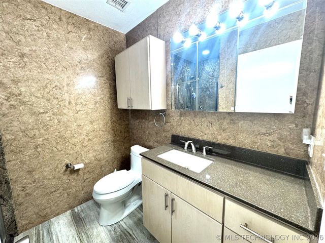 421301 E 1183 Road, Eufaula, OK 74432