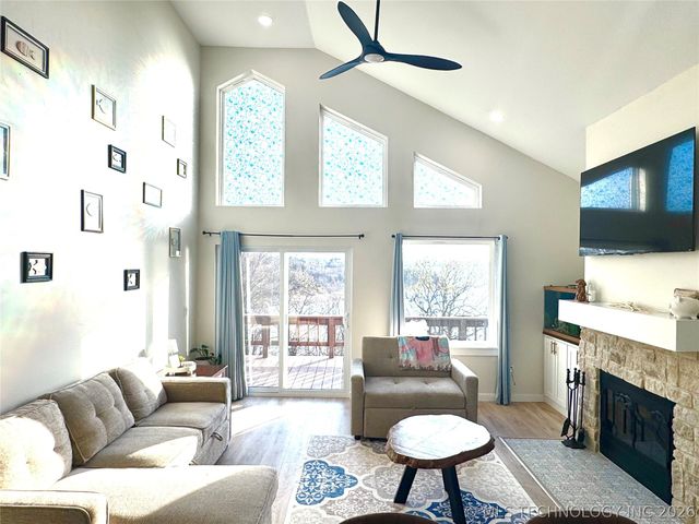 421301 E 1183 Road, Eufaula, OK 74432