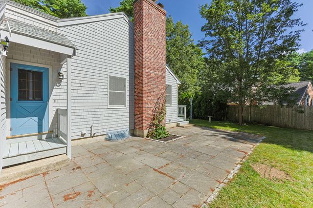 204 Timber Lane, Marstons Mills, MA 02648