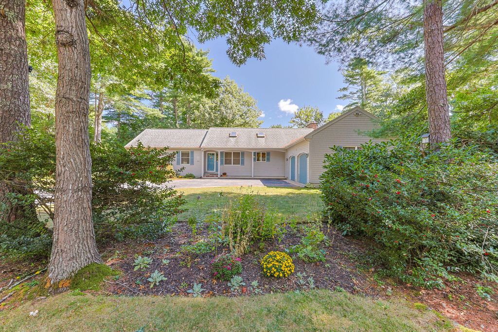 204 Timber Lane, Marstons Mills, MA 02648
