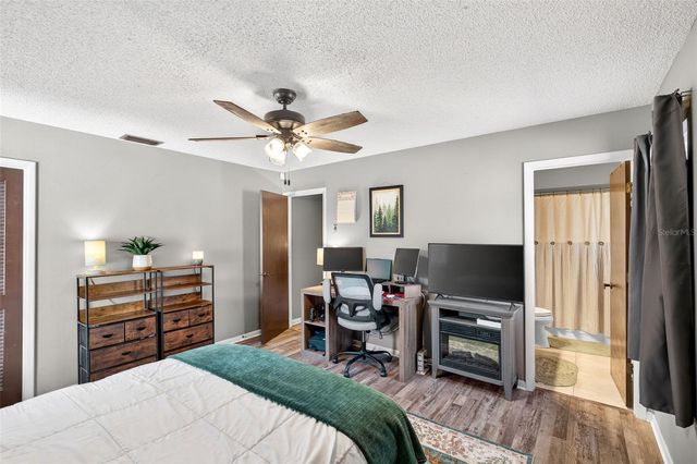 5 SANDALWOOD DRIVE, Davenport, FL 33837