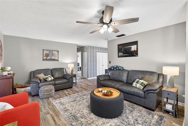 5 SANDALWOOD DRIVE, Davenport, FL 33837