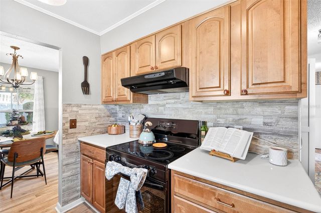 5 SANDALWOOD DRIVE, Davenport, FL 33837