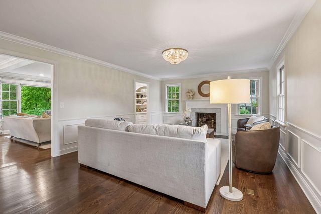 6533 Navaho Trail, Edina, MN 55439